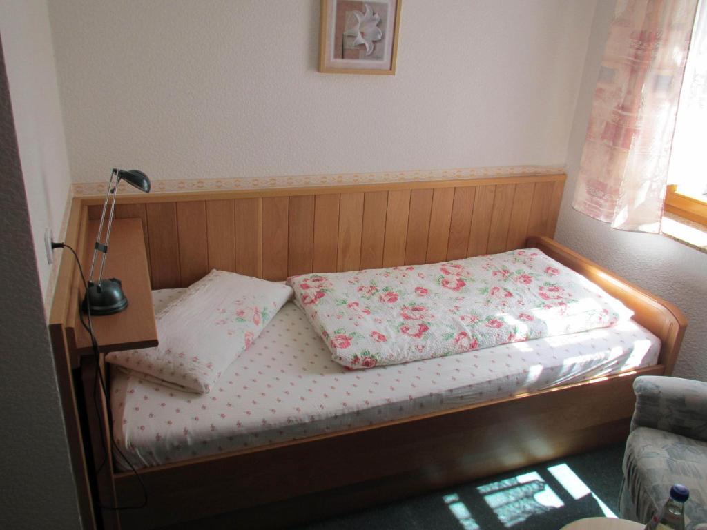 Hotel Pension Am Kurzentrum Bad Suderode Quarto foto